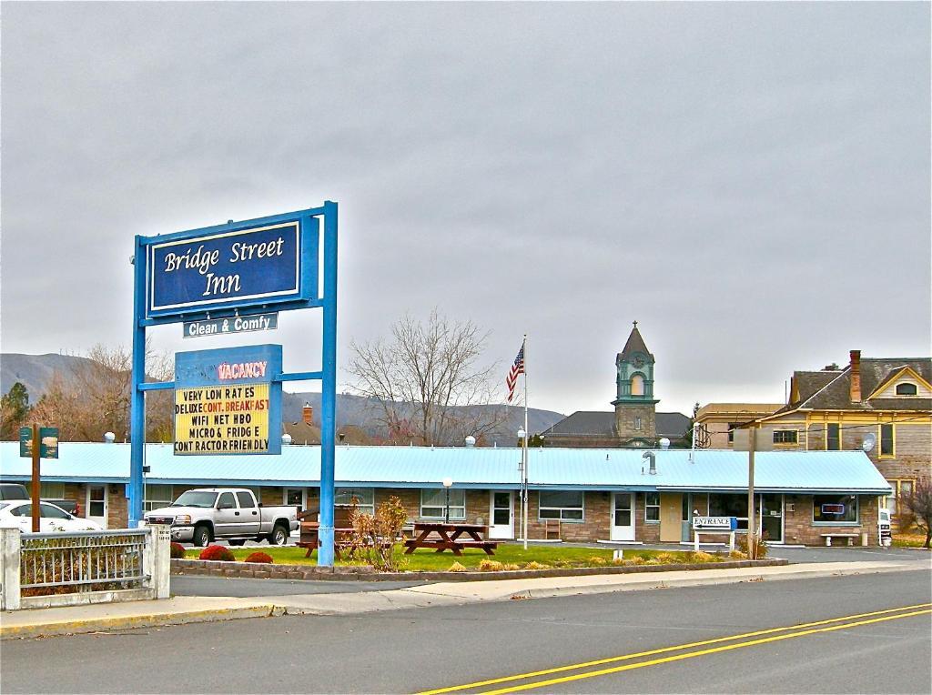 Bridge Street Inn ベイカー・シティ エクステリア 写真